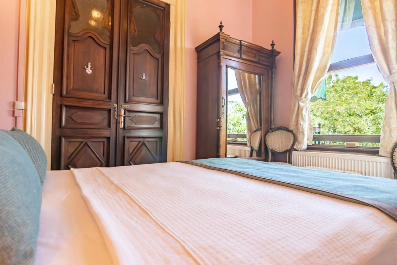 Bueyuekada Anastasia Meziki History Mansion Πριγκηπονήσια Εξωτερικό φωτογραφία